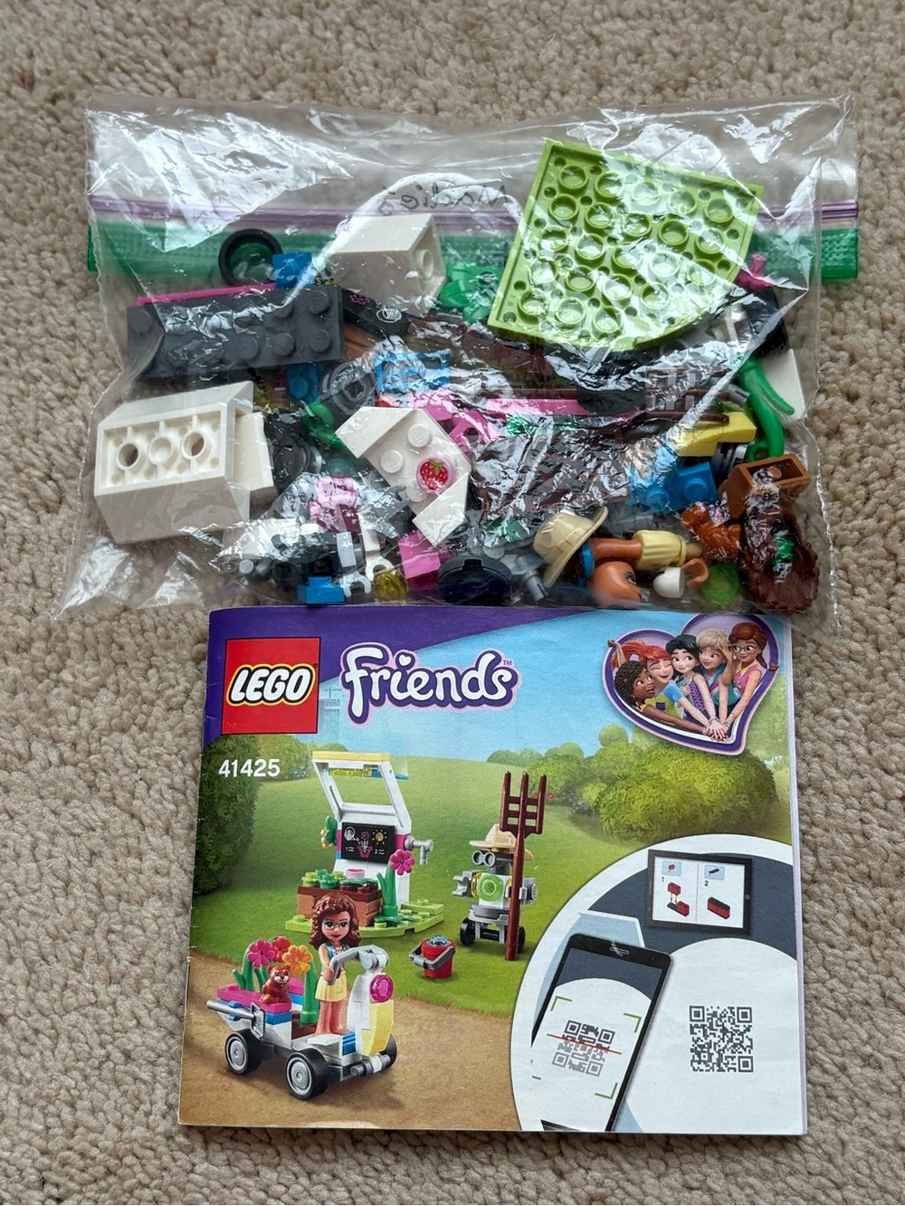 LEGO Friends Olivia’s Flower Garden set